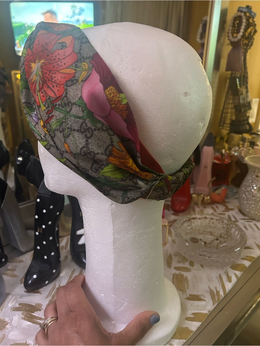 Gucci Floral Twist Headband in Gray with Multicolor Accents - Picture 10 of 14
